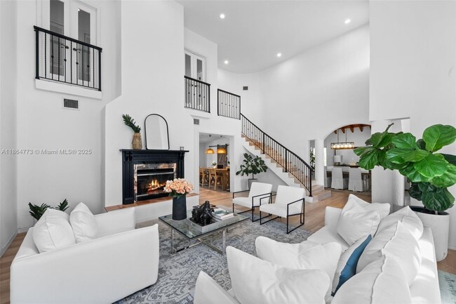 Foto del edificio - 6850 Sunrise Terrace