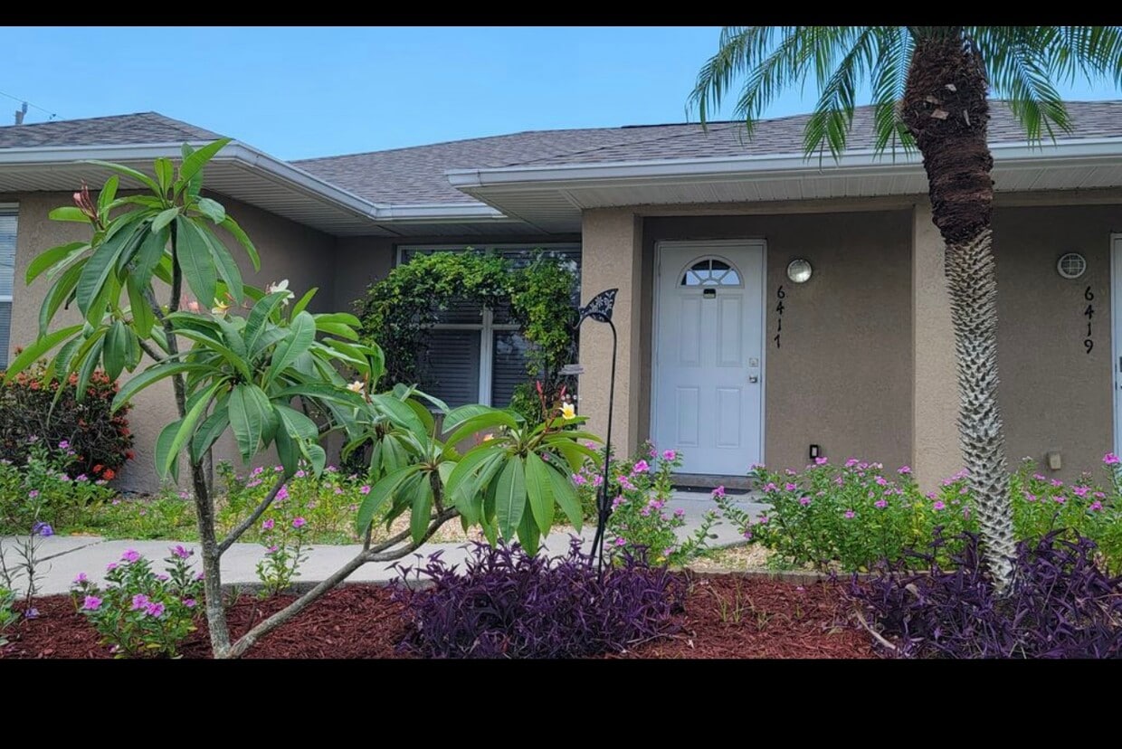 Primary Photo - 6417 Flintlock St