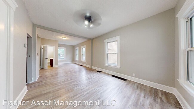 Building Photo - 1 br, 1 bath Apartment - 3442 Krather Rd 3...