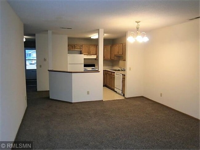 Building Photo - 1232 Spruce Ct