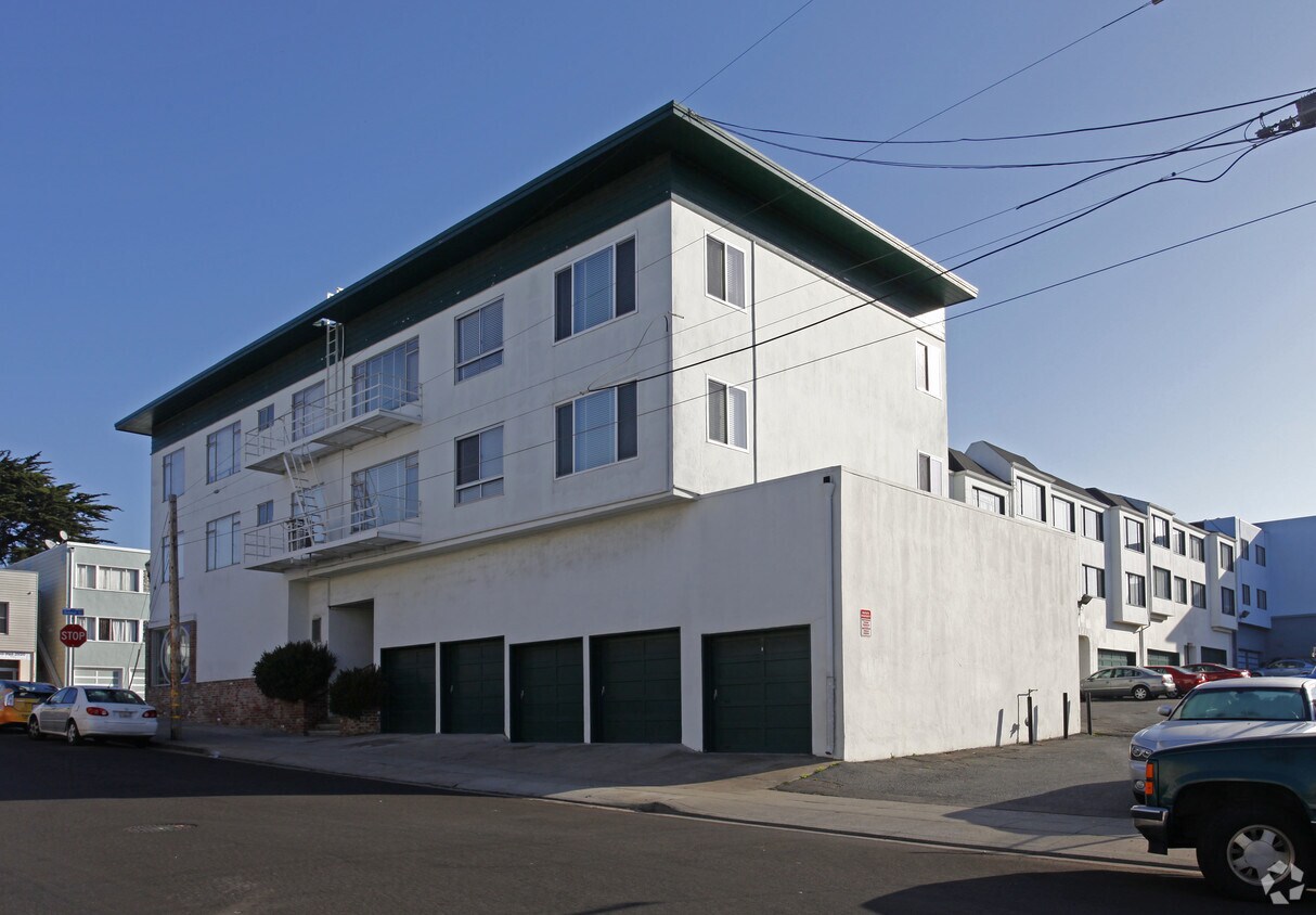 143-163 School Rd - Dolan Apartments