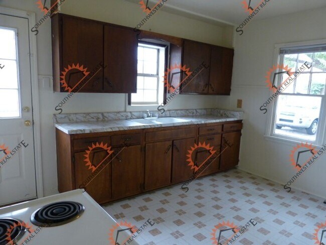 Foto del edificio - 3 Bed 2 Bath House