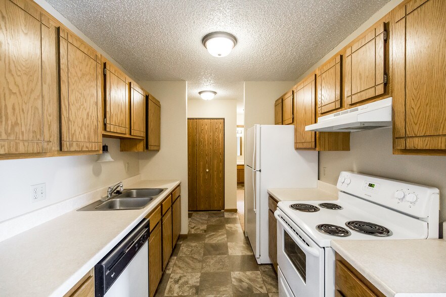Kirkwood Apartments Rentals Bismarck, ND