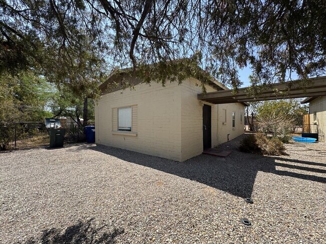 Foto del edificio - 2 Bedroom in central Tucson