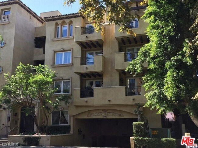 Foto del edificio - 12044 Hoffman St