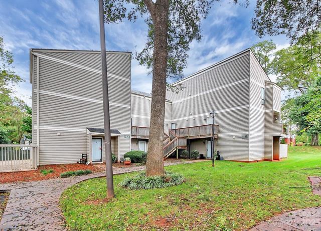 Foto principal - 1635 Merry Oaks Rd