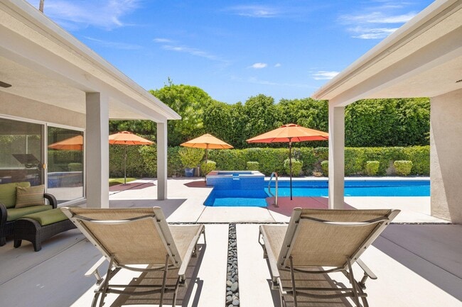 Foto del edificio - 74085 Mockingbird Trail