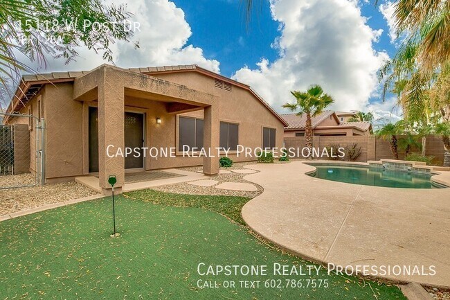Building Photo - BEAUTIFUL HOME WITH PRIVATE BACKYARD POOL ...