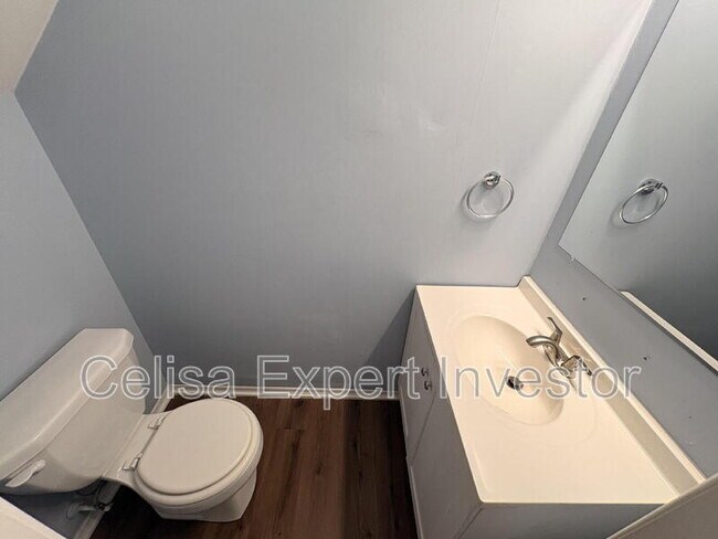 Foto del edificio - 4705 Hartford Dr