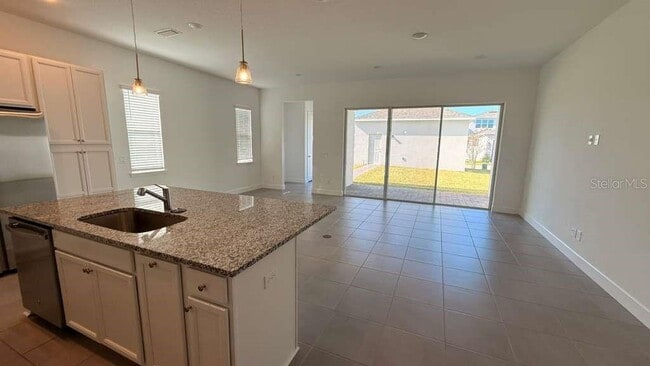 Building Photo - 12572 Westhaven Oak Dr