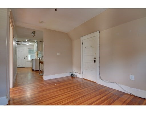Building Photo - 16 Tremont St