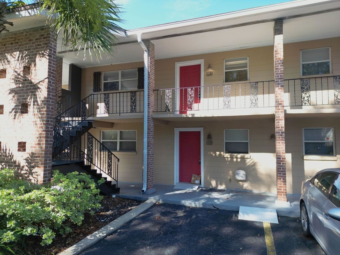 Primary Photo - Creekside 2 bedroom 2 bath Condo Available...