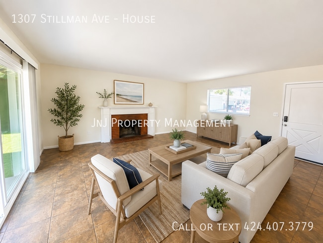 Building Photo - 1307 Stillman Ave