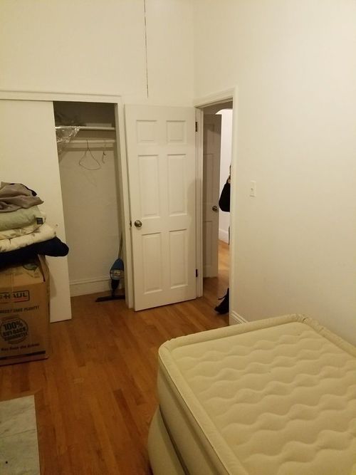 Foto del edificio - 218 E 31st St