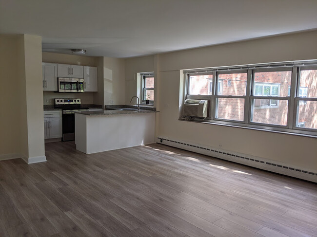 Open Kitchen with Counter Bar - 4950 N Marine Dr