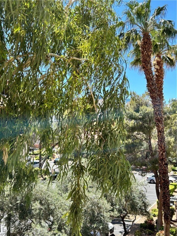 Building Photo - 270 E Flamingo Rd