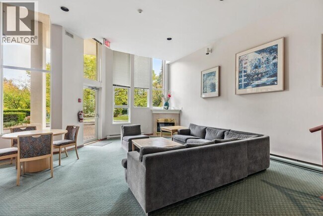 Photo du bâtiment - 7108 Edmonds St