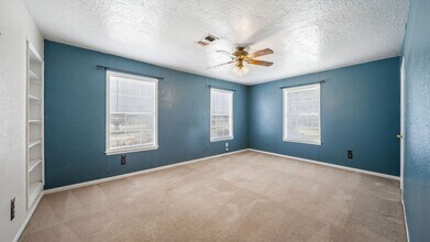 Building Photo - 4027 Spring Branch Rd