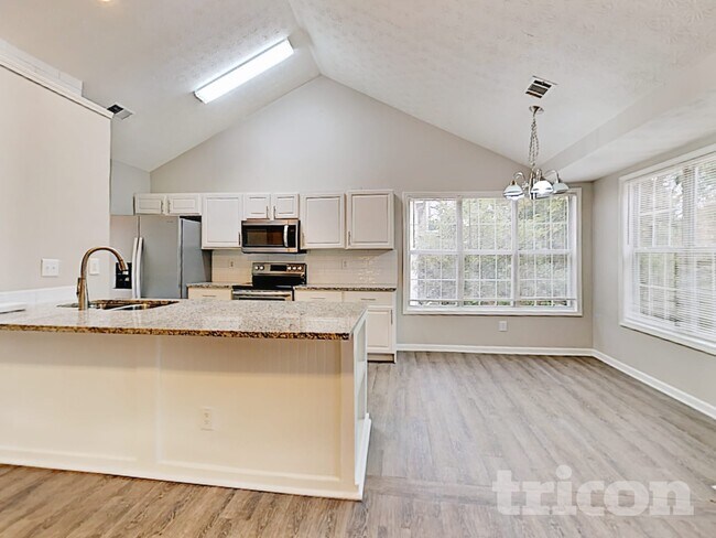 Building Photo - 312 Reisling Dr