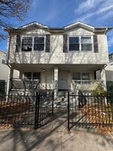 Building Photo - 375 WHITON St