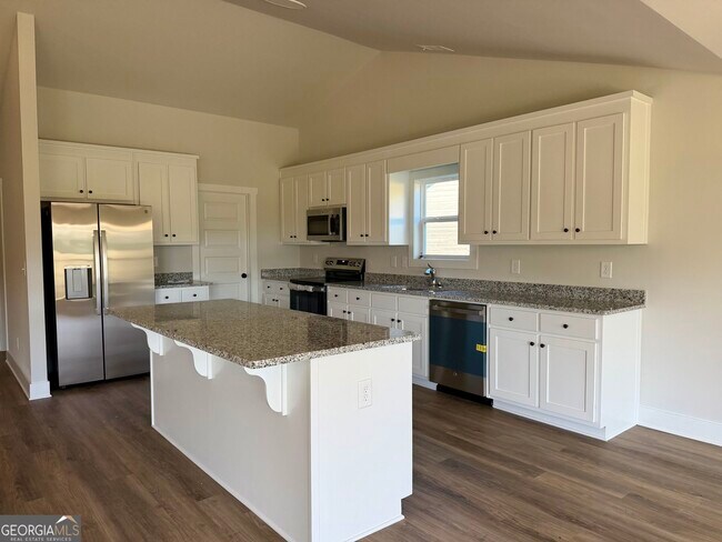 Building Photo - 232 Lake Meadows Dr
