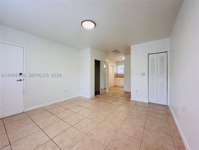 Building Photo - 573 NE 82nd St