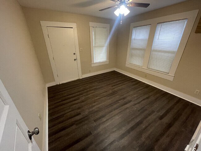 Foto del edificio - Cozy and Quaint 3 bedroom/1.5 bathroom home
