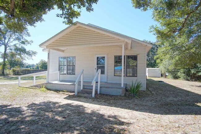 Foto del edificio - 8531 Airway Dr