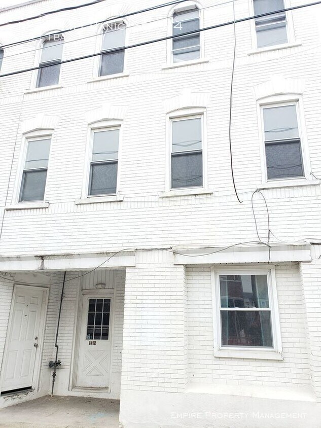 2 Bedroom 1 Bath in Bethlehem Apartment for Rent in Bethlehem, PA