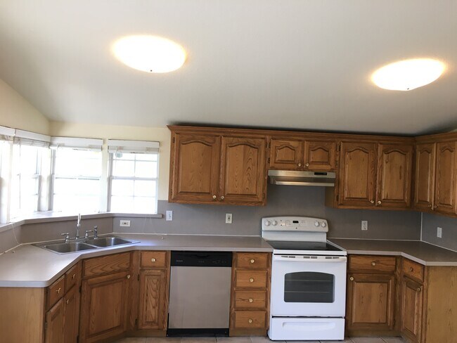 Foto del edificio - 1413 Glouchester Dr