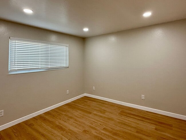 Foto del edificio - Remodeled 1 Bedroom 1 Bath Sunnyvale Apartment in Convenient Location