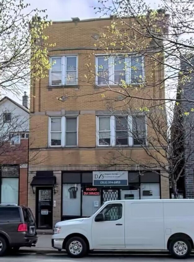 Primary Photo - 537 N Ashland Ave