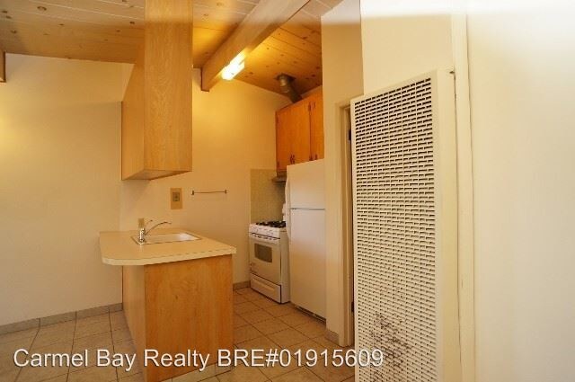 Primary Photo - 800 Alice St