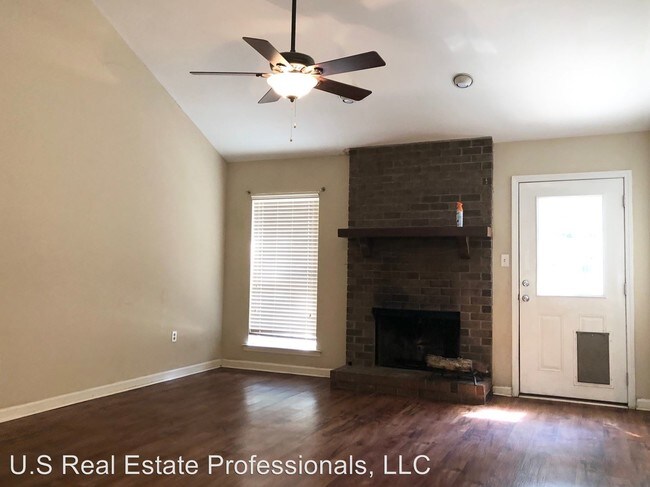 Building Photo - 3 br, 2 bath House - 77 Red Fox Drive