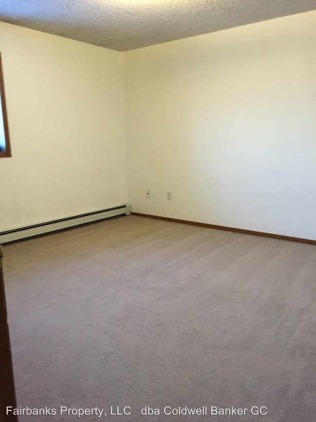Building Photo - 724 Ouida Way