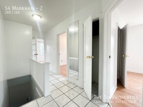 Building Photo - 54 Markham St