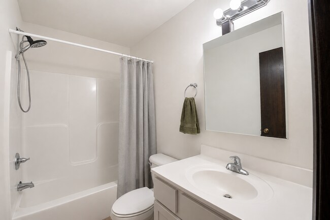 Foto del edificio - Updated 3 Bed Duplex!
