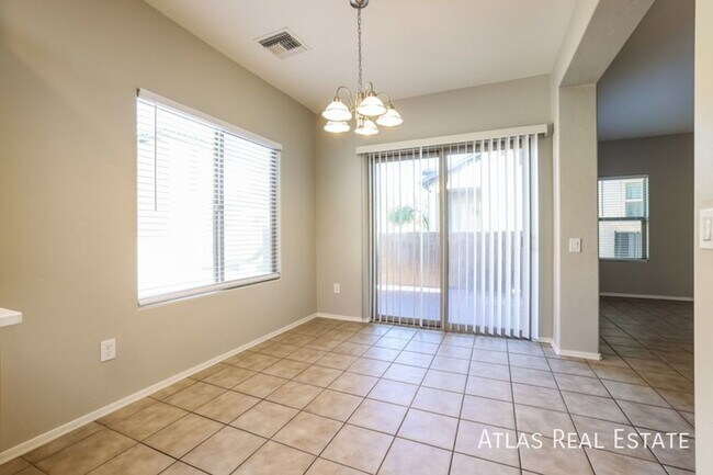 Foto del edificio - 6 WEEKS FREE RENT + $500 OFF IF MOVED IN B...