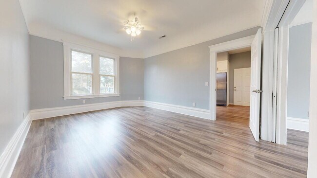 Foto del edificio - "Lake Street Victorian w/ Classic Charm & Modern Updates 3-Bed 2.5 Baths in one of SF's highly so...