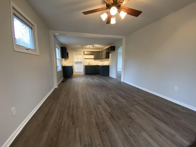 Foto del edificio - 2048 W 2000S Rd