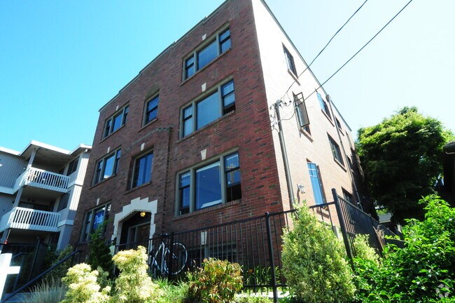 Building Photo - The McKean Condominiums