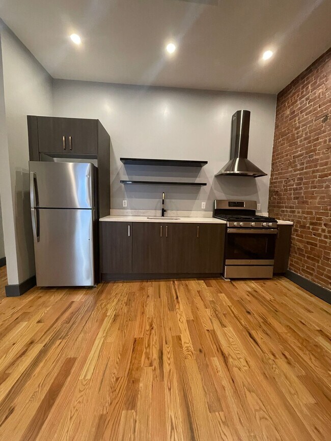 Unit 1F - 334 Palisade Ave