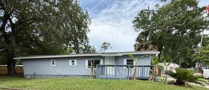 Building Photo - 1646 Cocoanut Rd