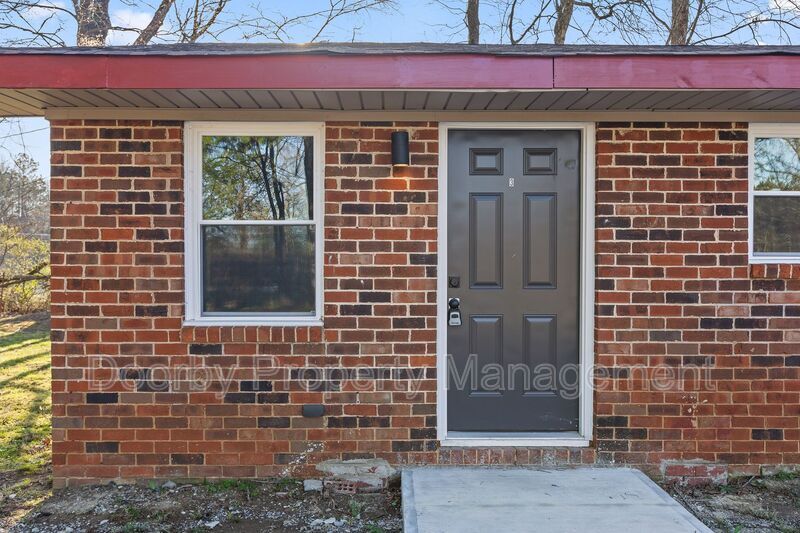 Primary Photo - 3142 Spring Place Rd SE