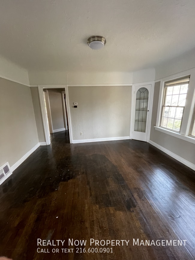 Foto del edificio - 3614 Lynnfield Rd