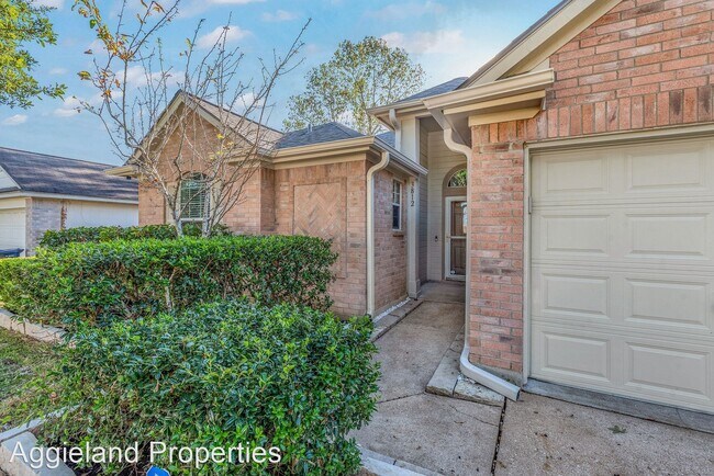 Building Photo - 3 br, 2 bath House - 3812 Westfield Dr