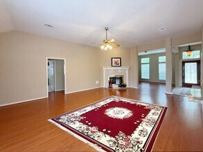 Building Photo - 16611 Colony Terrace Dr