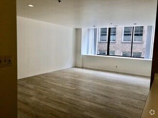 Building Photo - 44 W 300 S
