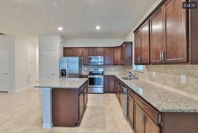 Foto del edificio - LIKE NEW Home For Rent in South Fork!