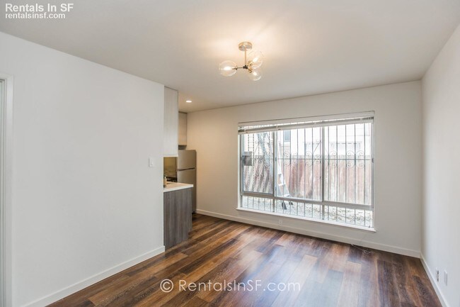 Foto del edificio - 4120 Fulton St